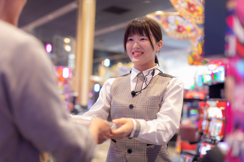 株式会社 パック・エックス キコーナ小浜店(福井県小浜市/勢浜駅/パチンコ・アミューズメント)_1